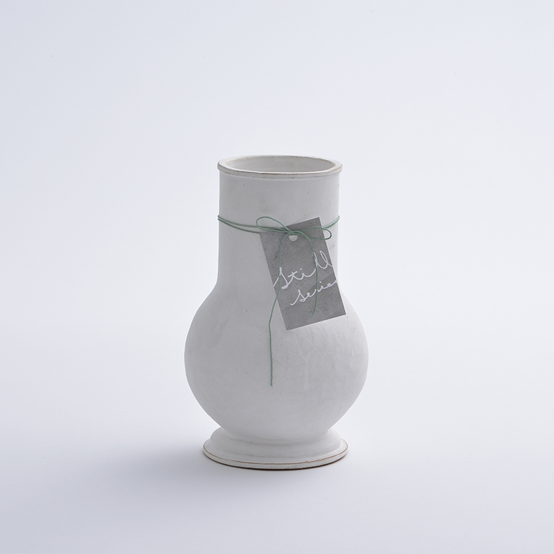 flower vase [胡粉]